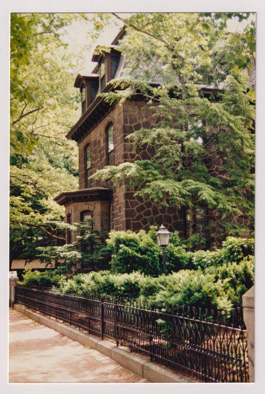 Ayer House, Rutger-Camden